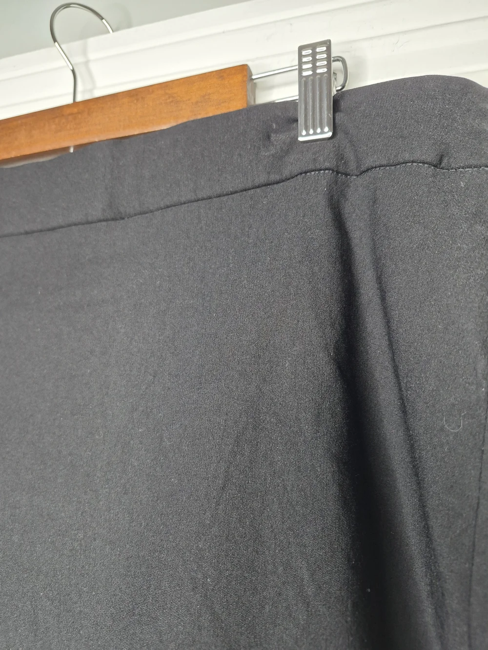 Elle Classic Black Women's Skirt Large